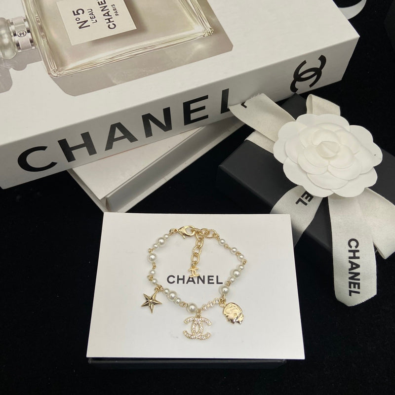 CHB49 Women's Head Star Double C Pearl Bracelet Jewelry