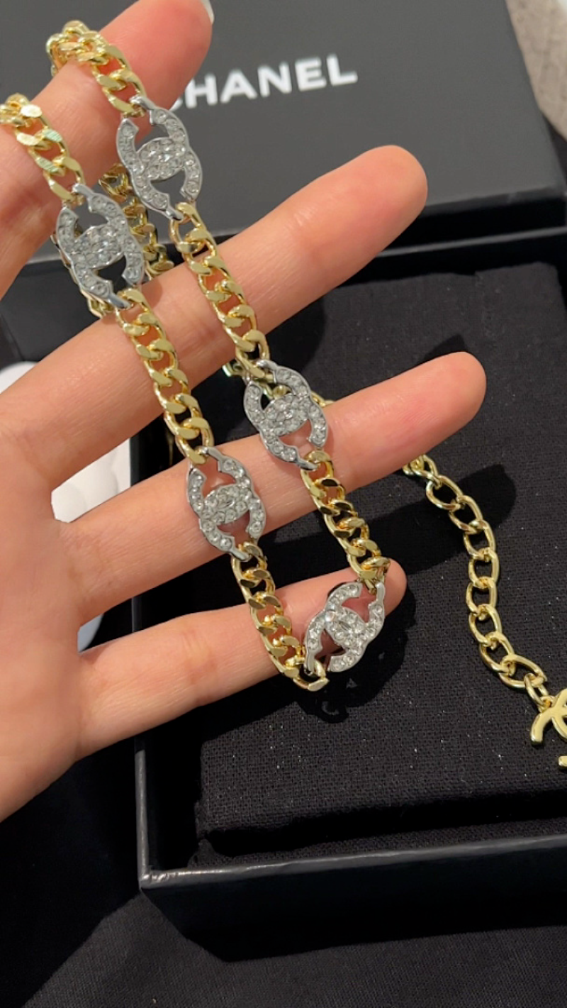 X726 Women's new fashionable necklace and jewelry