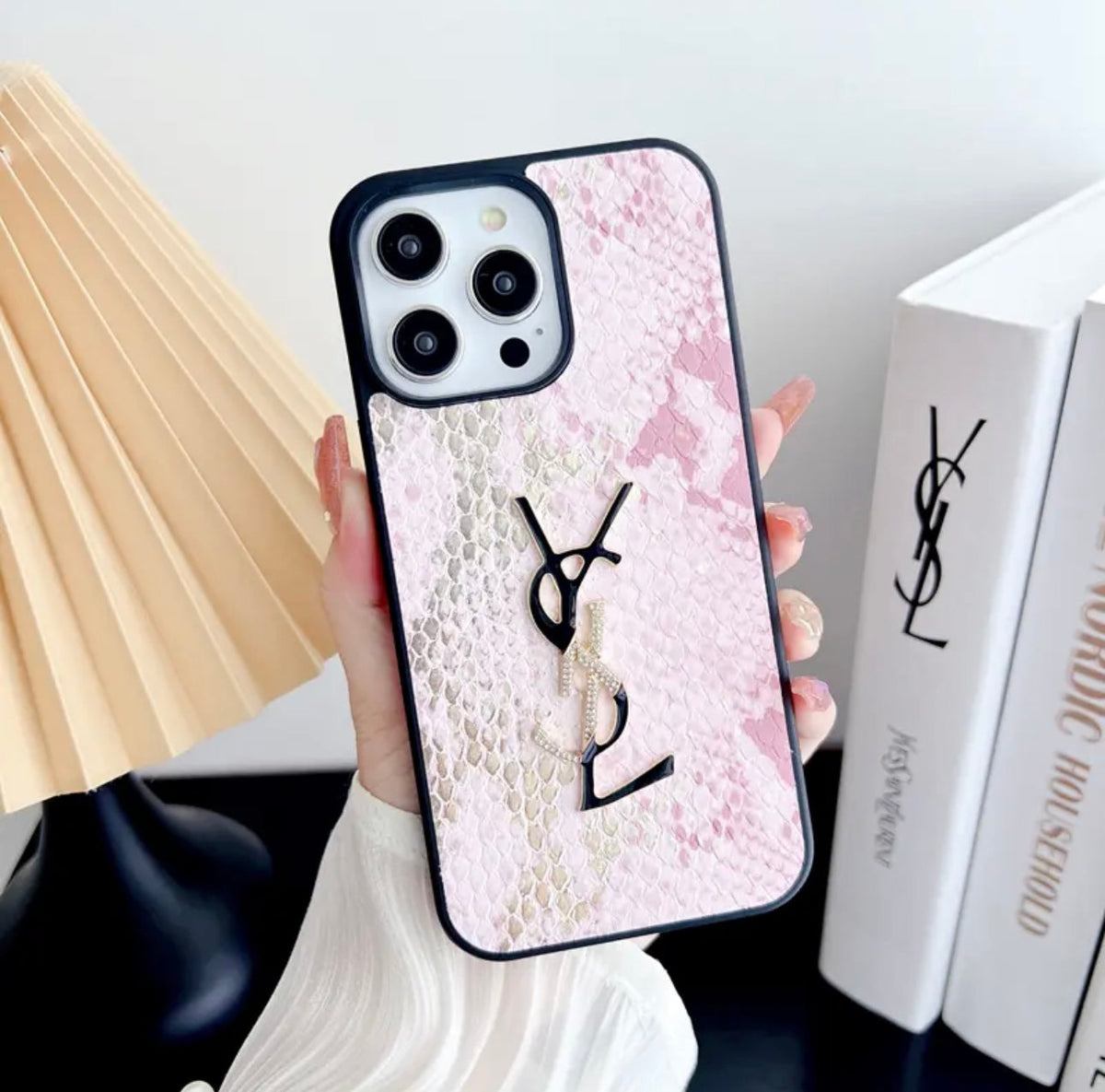 Fine snake Case for iPhone 12-18 Pro & Pro Max
