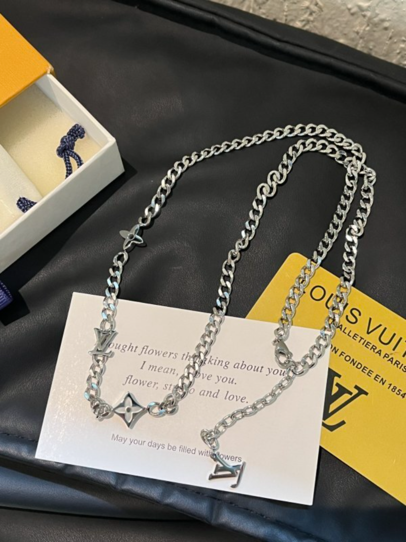 X713  Men's and women's titanium steel necklace and bracelet set jewelry