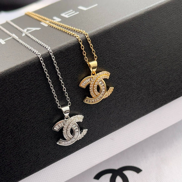 X668    Women's titanium steel necklace jewelry