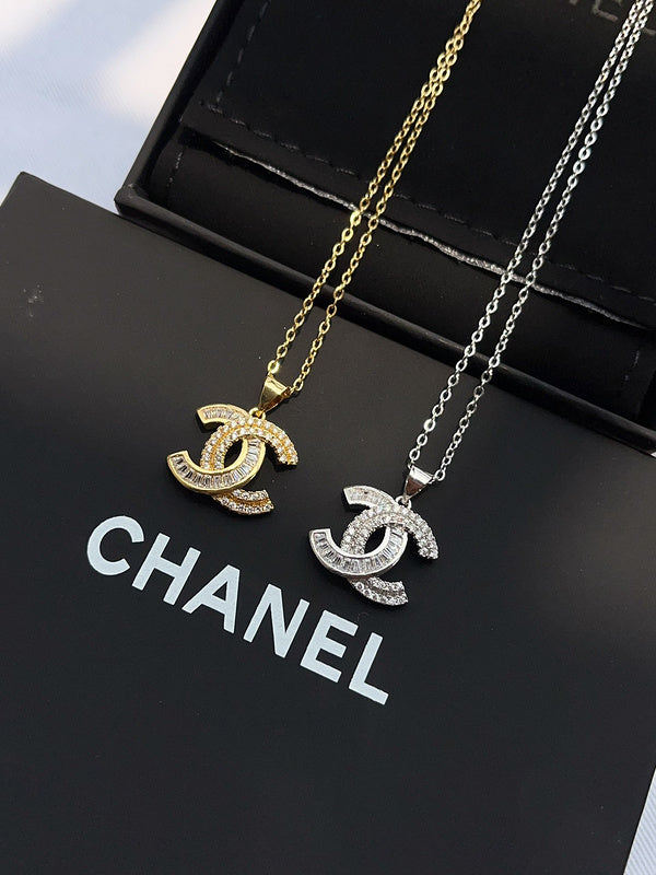 X668    Women's titanium steel necklace jewelry