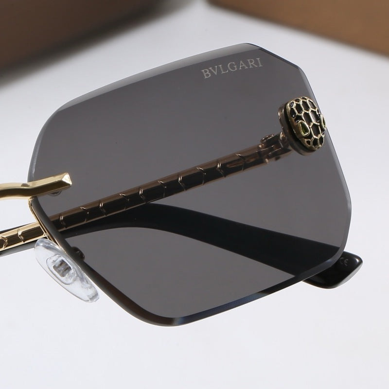 4293  Sunglasses with box
