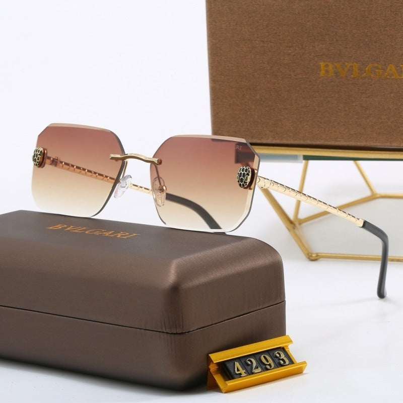 4293  Sunglasses with box