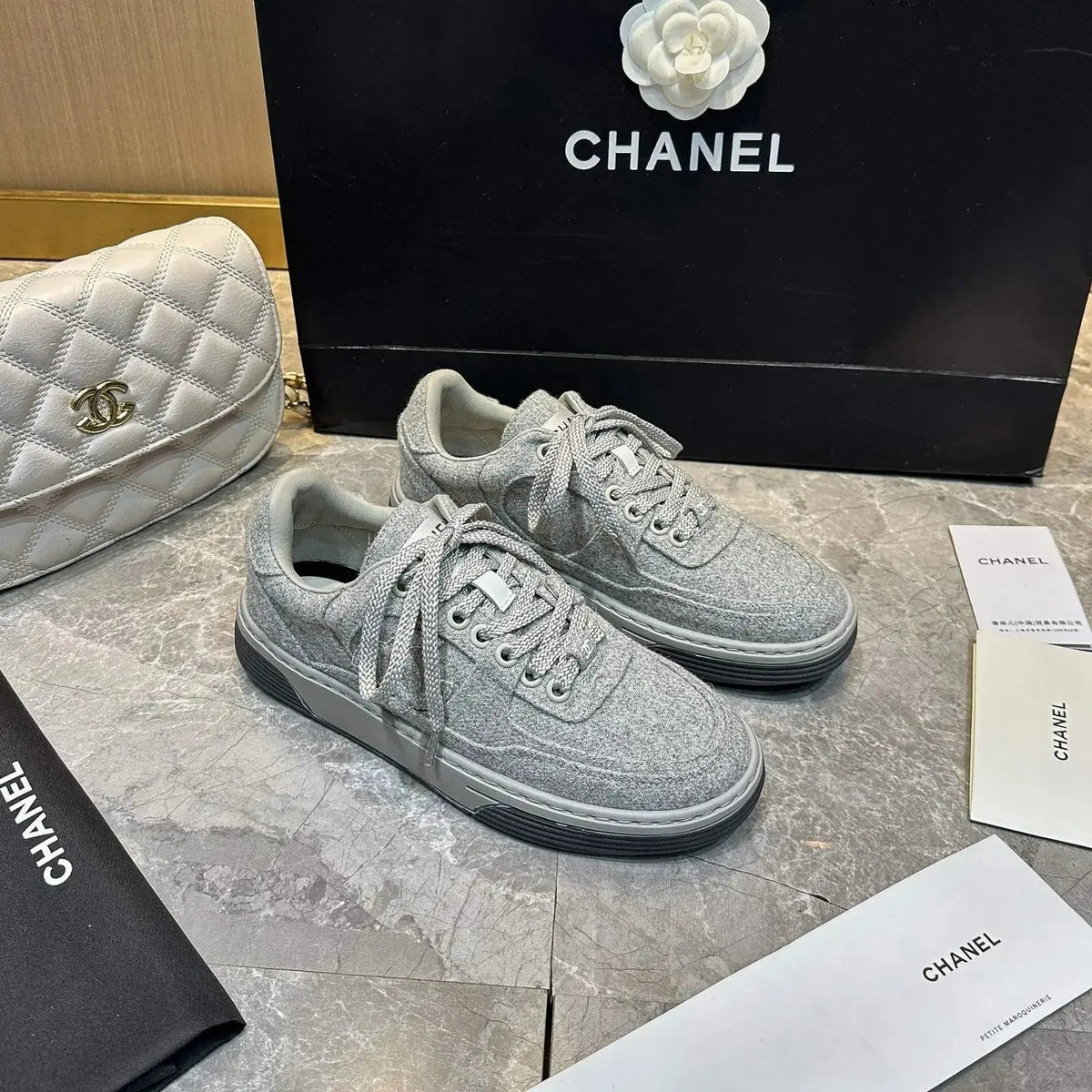 Designer Sneakers *NEW* #E1161