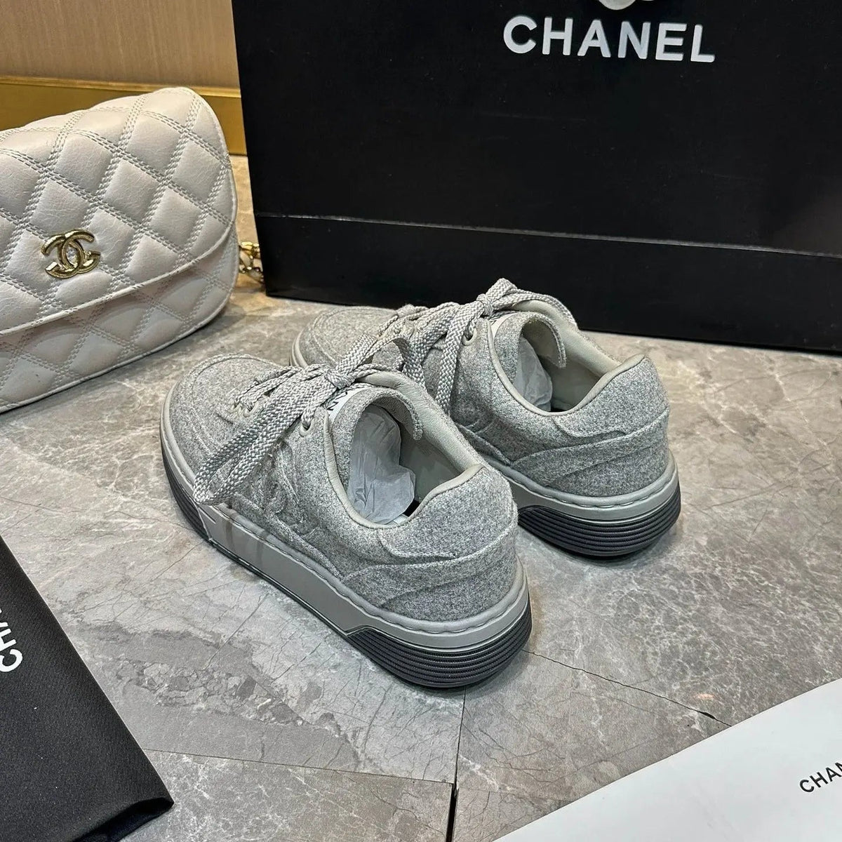 Designer Sneakers *NEW* #E1161