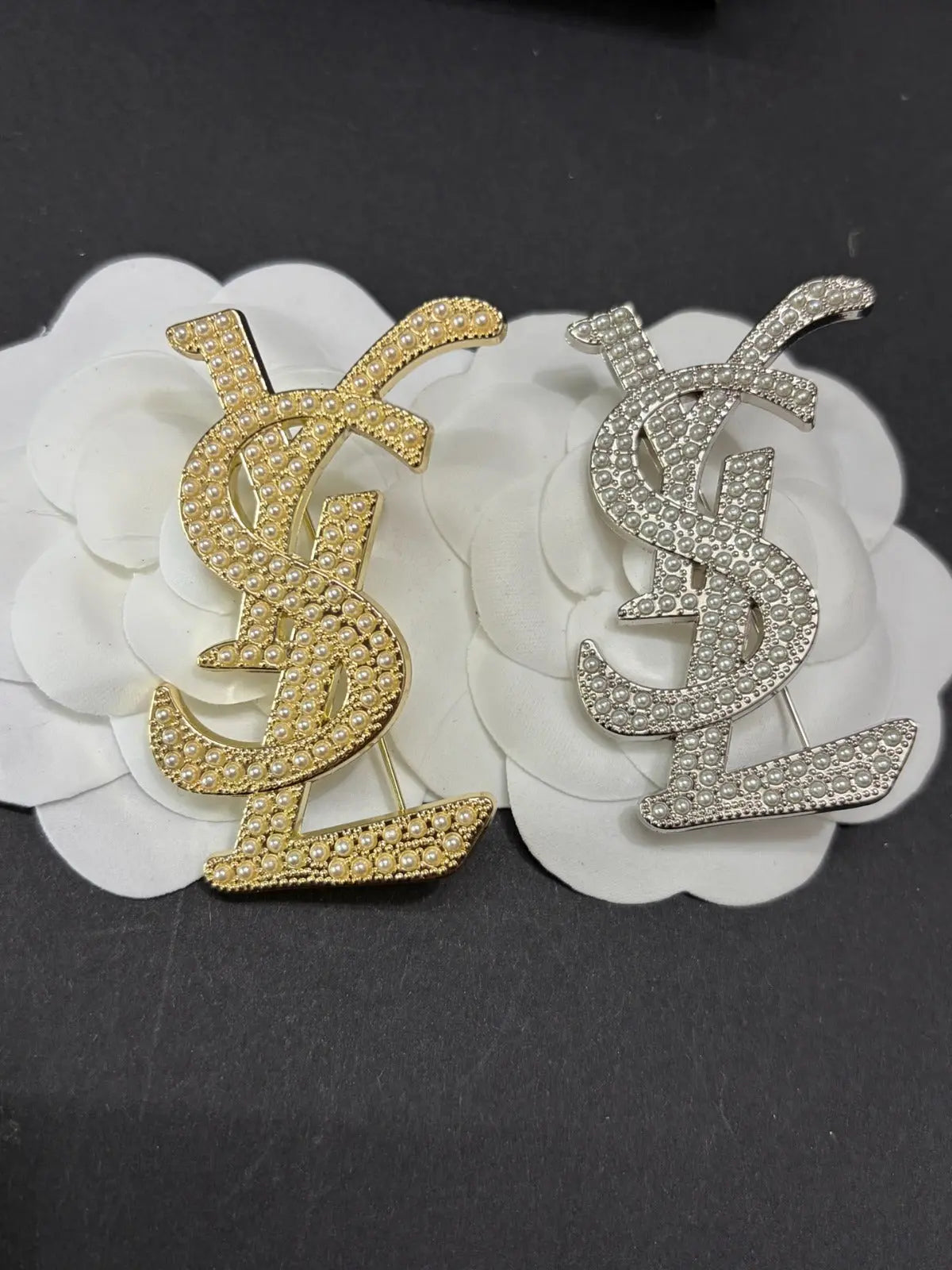 Designer Brooch Pins *NEW*
